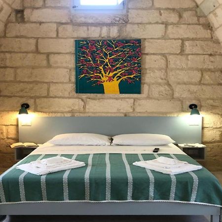 فيلا Odegos Monolocali Vico Sant'Antonio كاربينيانو سالينتينو المظهر الخارجي الصورة