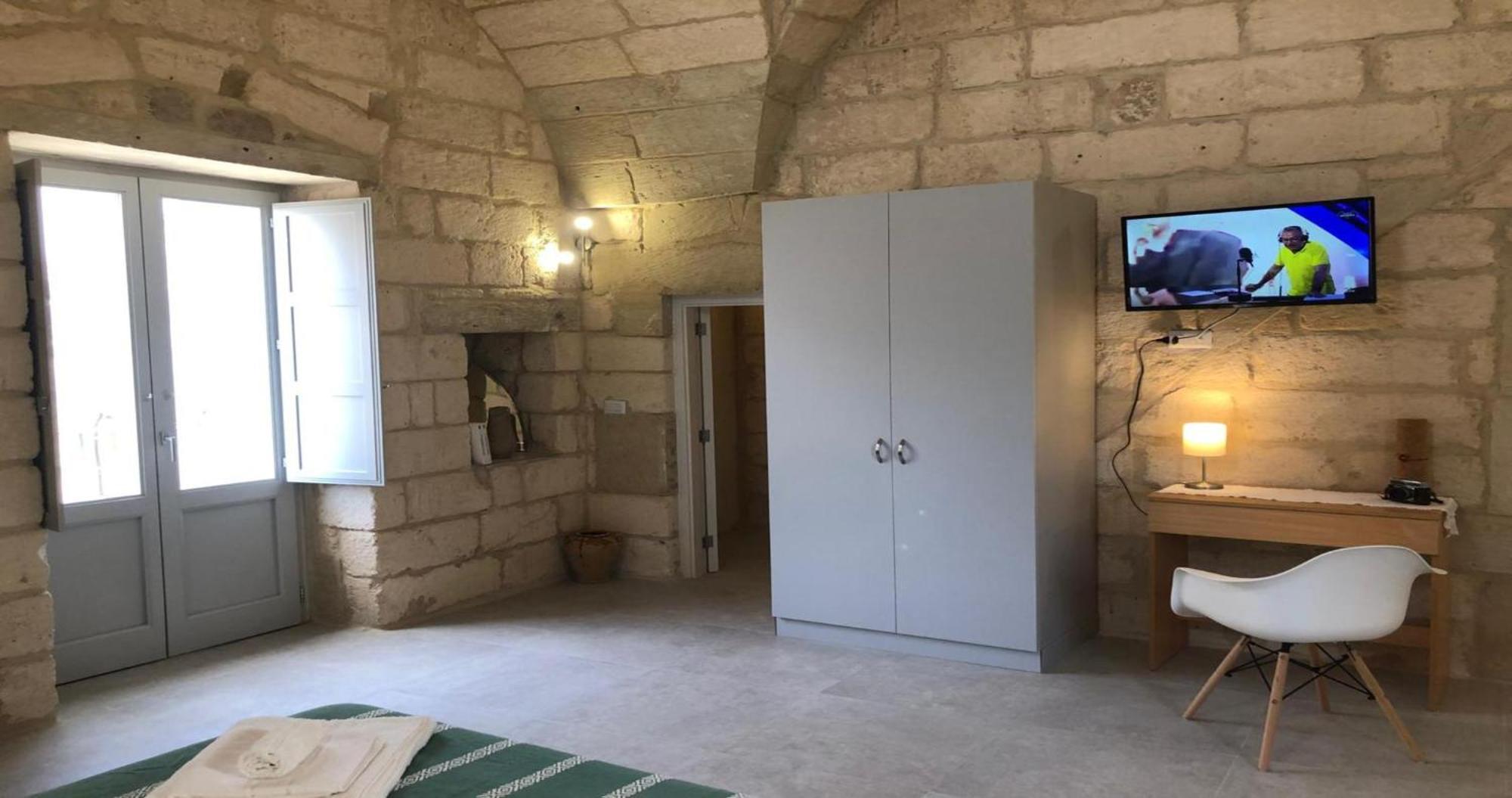 فيلا Odegos Monolocali Vico Sant'Antonio كاربينيانو سالينتينو المظهر الخارجي الصورة