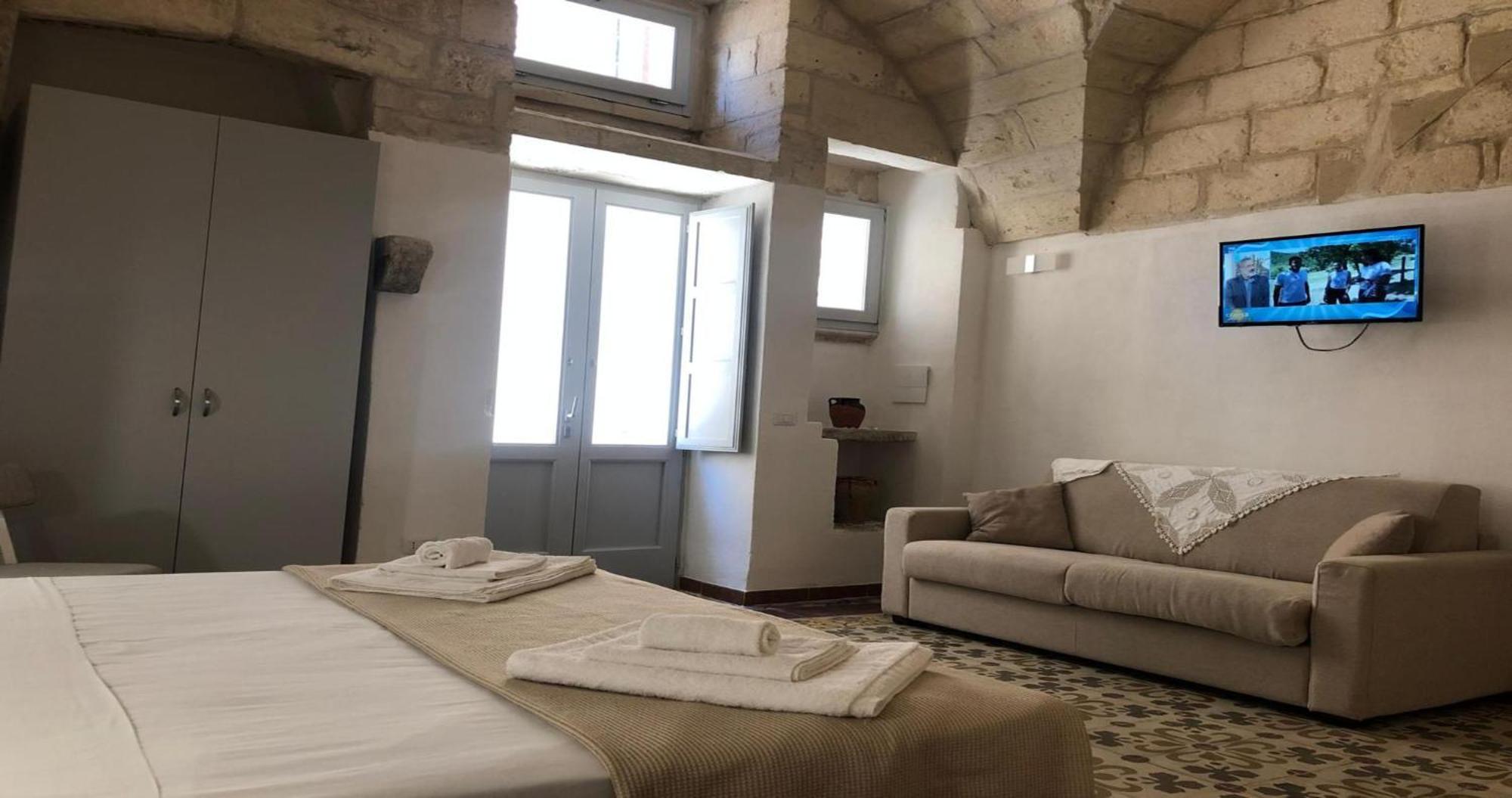 فيلا Odegos Monolocali Vico Sant'Antonio كاربينيانو سالينتينو المظهر الخارجي الصورة