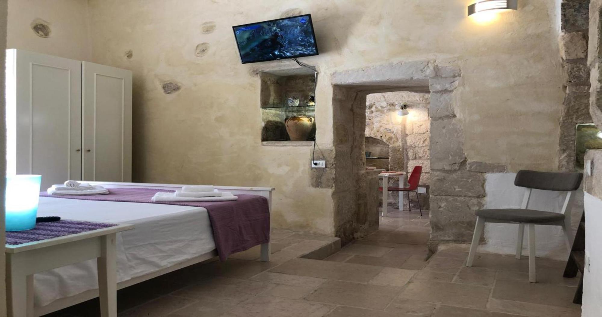 فيلا Odegos Monolocali Vico Sant'Antonio كاربينيانو سالينتينو المظهر الخارجي الصورة