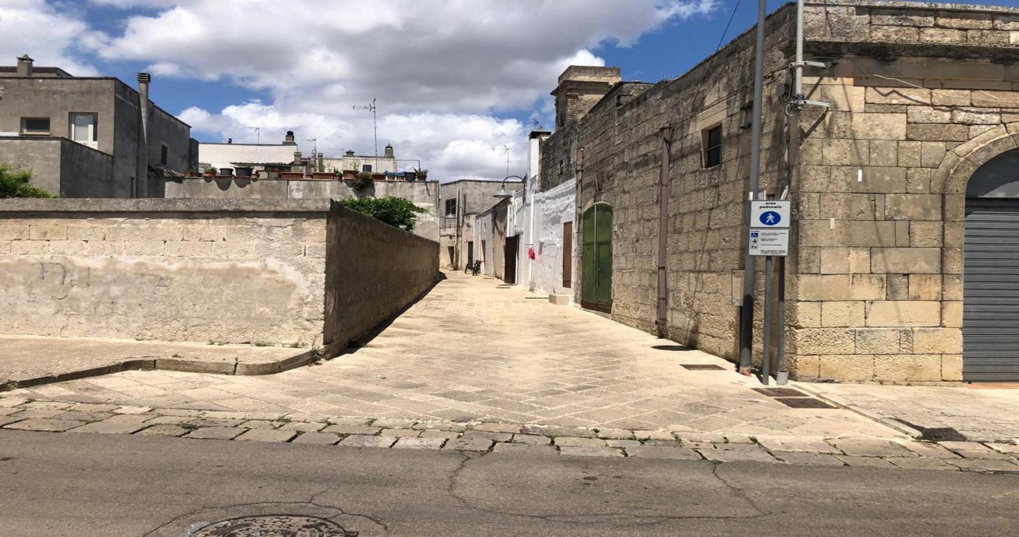 فيلا Odegos Monolocali Vico Sant'Antonio كاربينيانو سالينتينو المظهر الخارجي الصورة