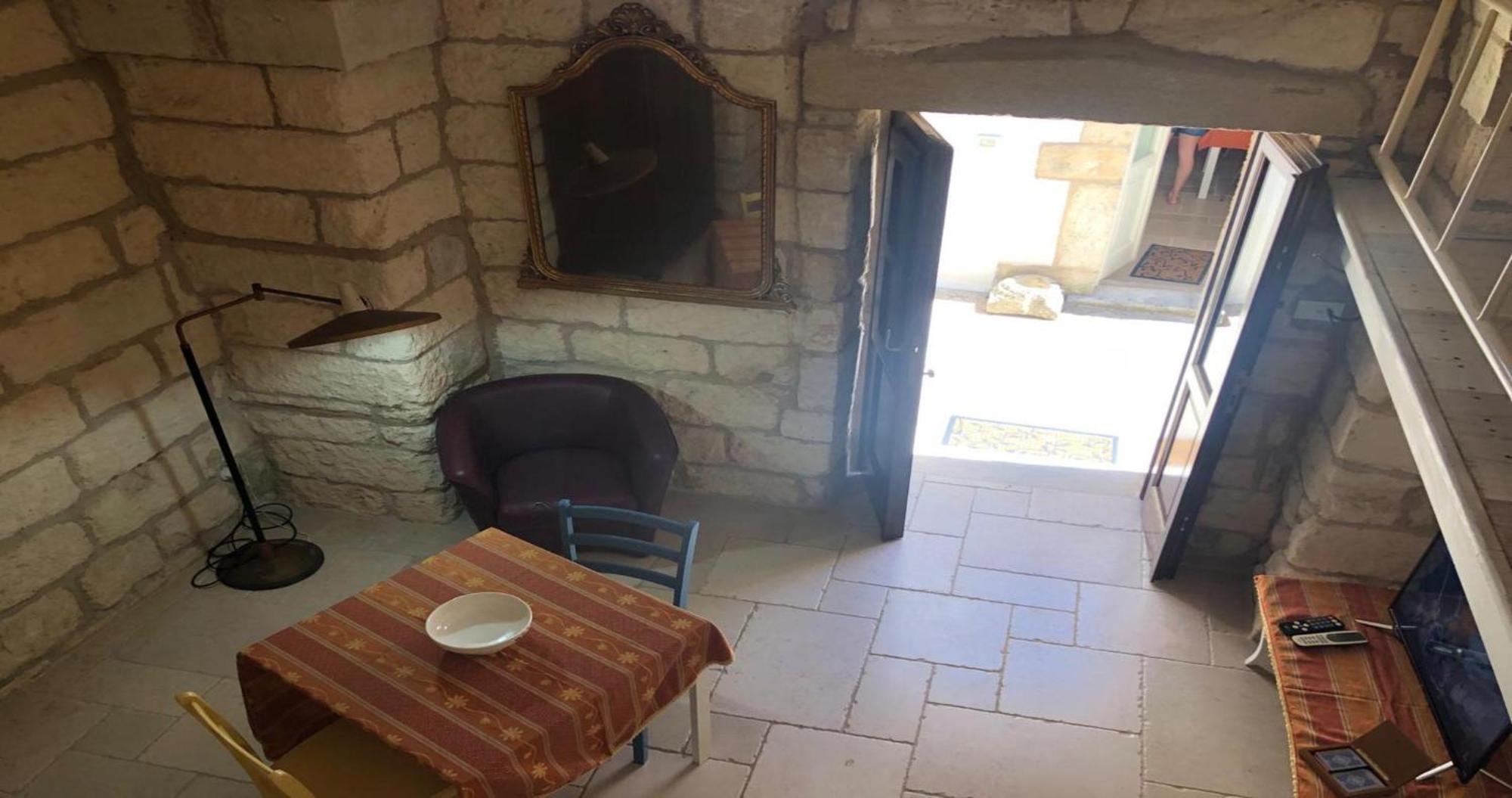 فيلا Odegos Monolocali Vico Sant'Antonio كاربينيانو سالينتينو المظهر الخارجي الصورة